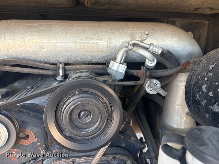 image for item EG8952 2000 Fleetwood-Spartan American Dream RV