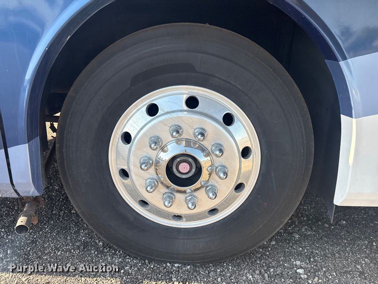 image for item EG8952 2000 Fleetwood-Spartan American Dream RV