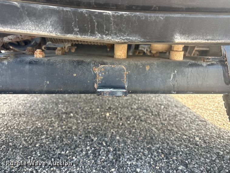 image for item EG8954 2022 Cushman Hauler 800X golf cart