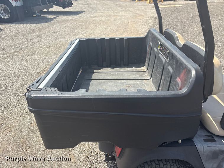 image for item EG8954 2022 Cushman Hauler 800X golf cart