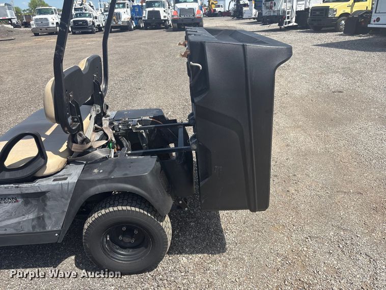 image for item EG8954 2022 Cushman Hauler 800X golf cart