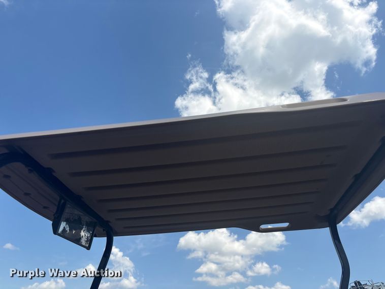 image for item EG8954 2022 Cushman Hauler 800X golf cart