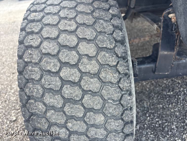 image for item EG8954 2022 Cushman Hauler 800X golf cart