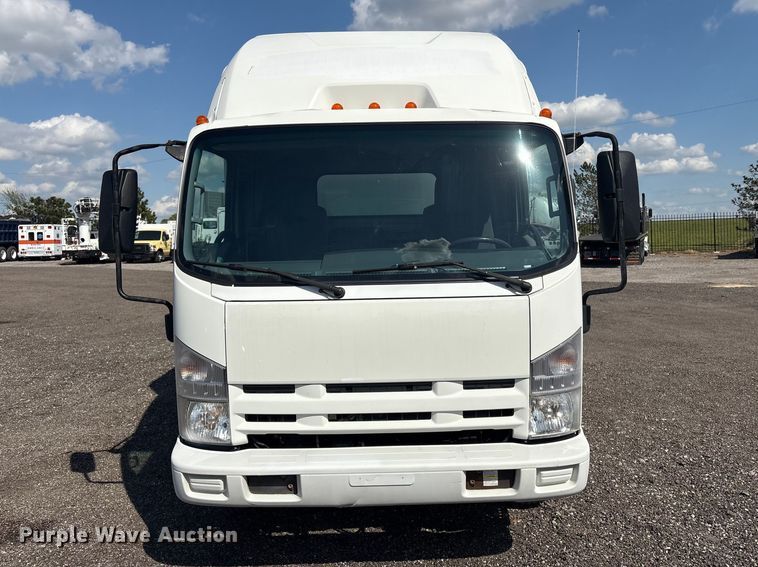 image for item EG8963 2014 Isuzu NPR HD box truck