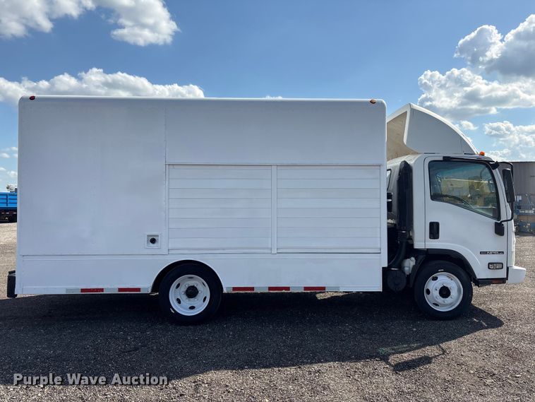 image for item EG8963 2014 Isuzu NPR HD box truck