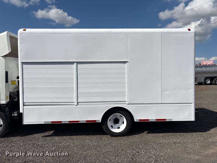 image for item EG8963 2014 Isuzu NPR HD box truck