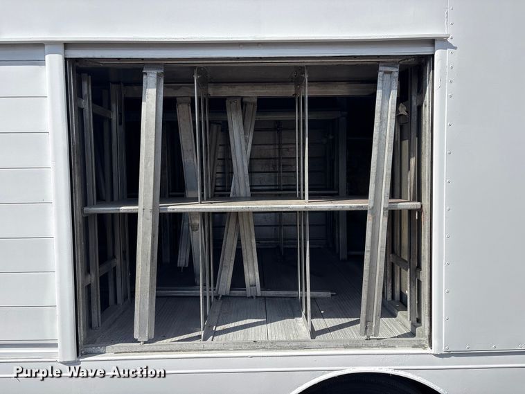 image for item EG8963 2014 Isuzu NPR HD box truck