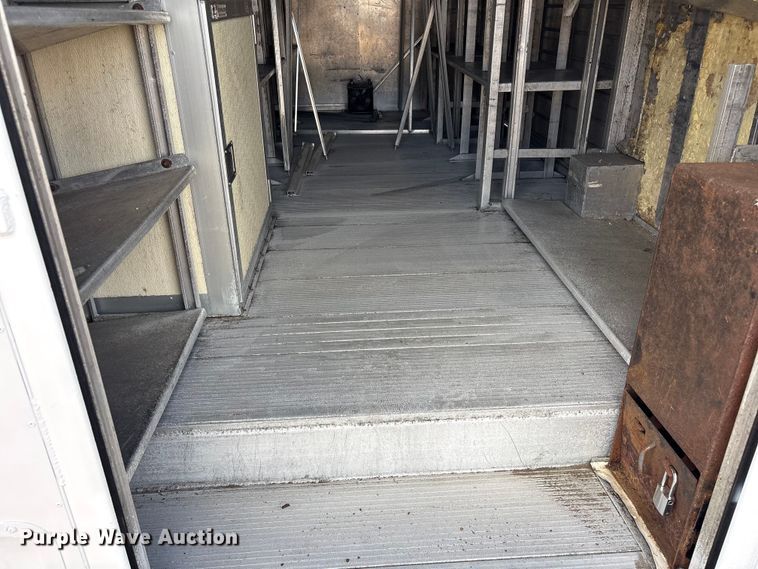 image for item EG8963 2014 Isuzu NPR HD box truck