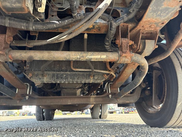 image for item EG8963 2014 Isuzu NPR HD box truck