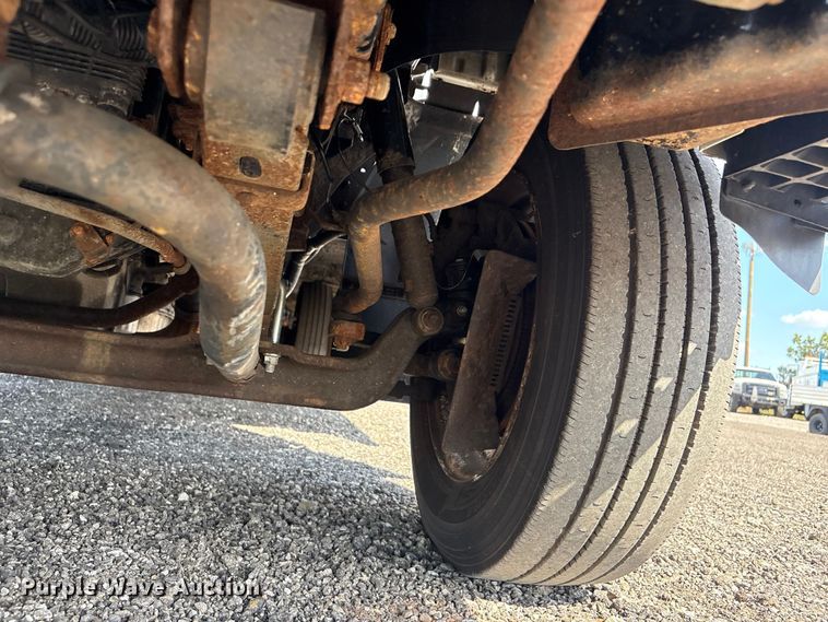 image for item EG8963 2014 Isuzu NPR HD box truck