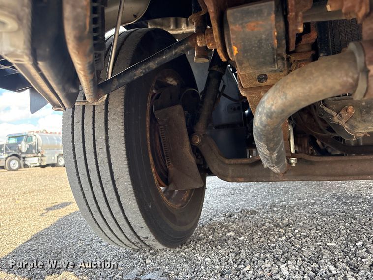 image for item EG8963 2014 Isuzu NPR HD box truck