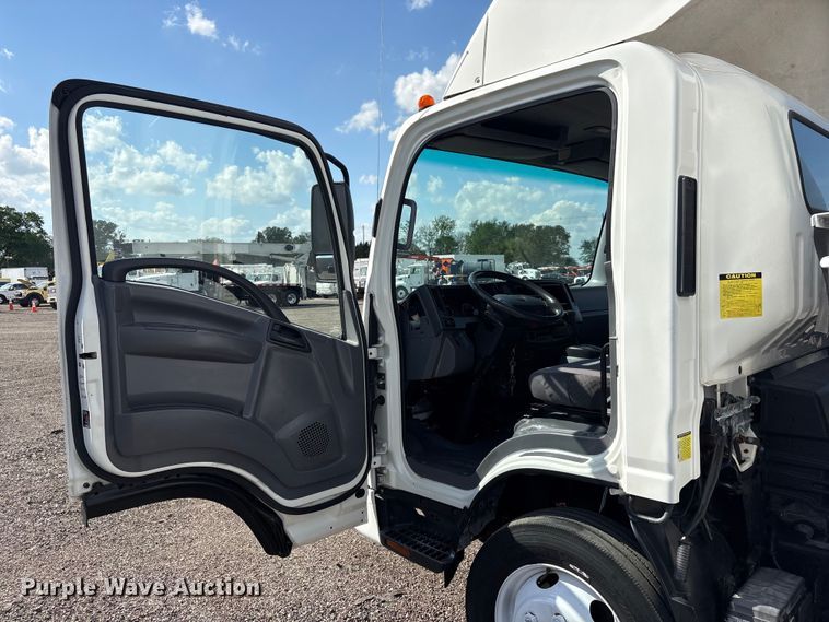 image for item EG8963 2014 Isuzu NPR HD box truck