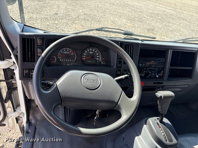 image for item EG8963 2014 Isuzu NPR HD box truck