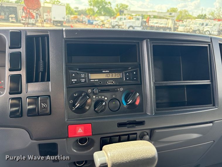 image for item EG8963 2014 Isuzu NPR HD box truck