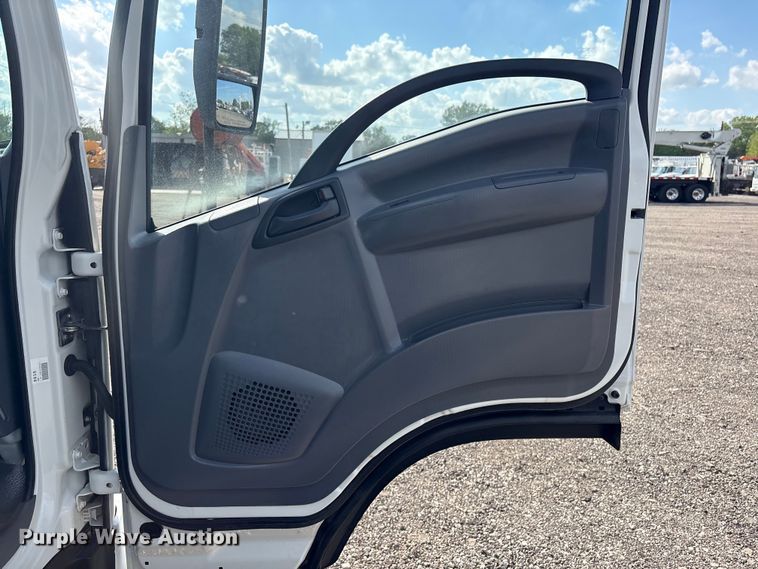 image for item EG8963 2014 Isuzu NPR HD box truck