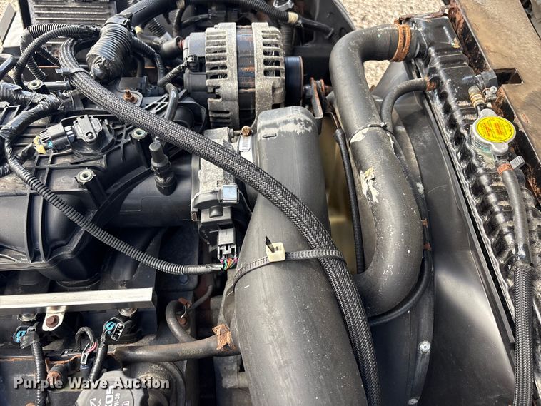 image for item EG8963 2014 Isuzu NPR HD box truck