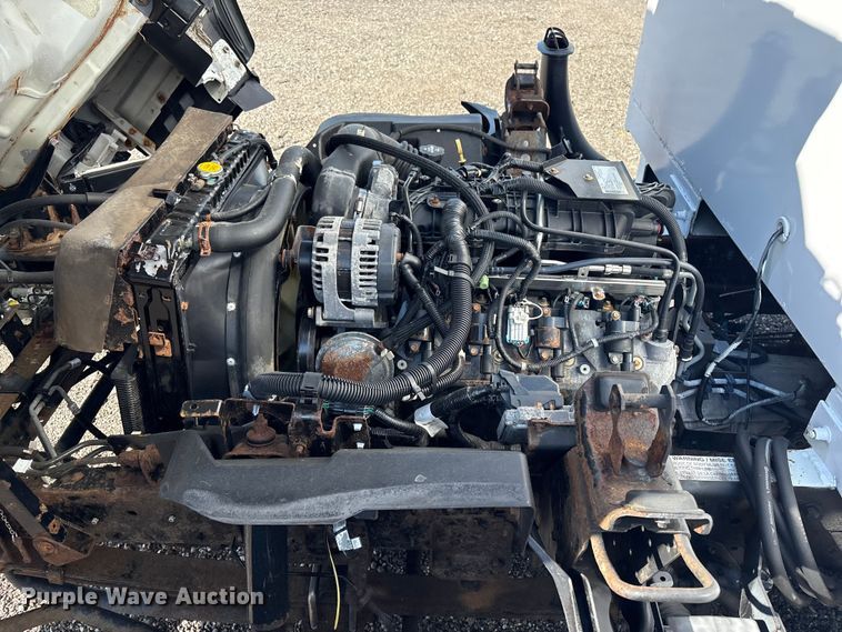 image for item EG8963 2014 Isuzu NPR HD box truck