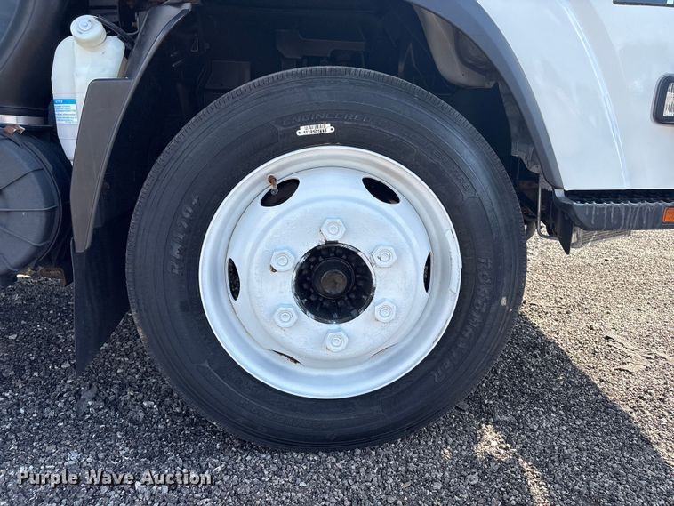 image for item EG8963 2014 Isuzu NPR HD box truck