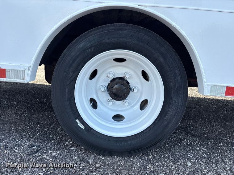 image for item EG8963 2014 Isuzu NPR HD box truck