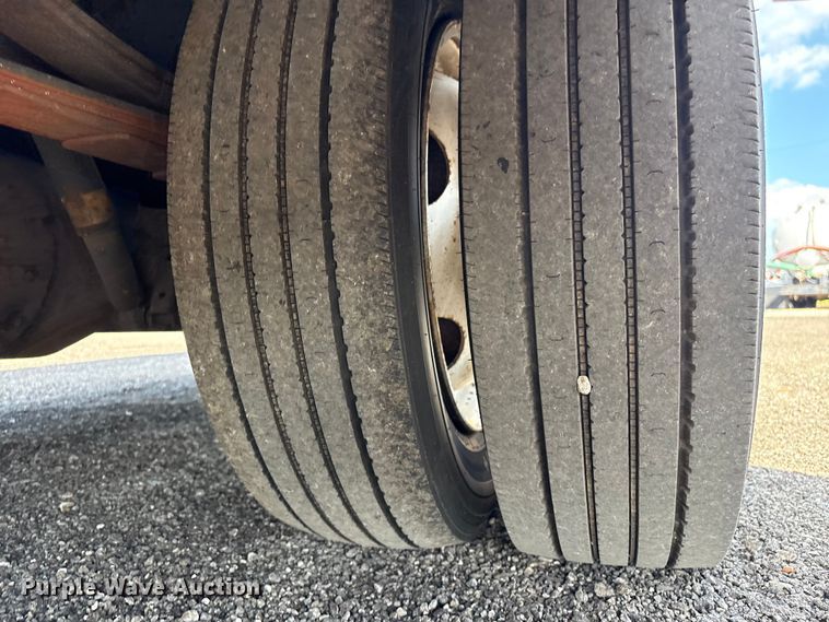 image for item EG8963 2014 Isuzu NPR HD box truck