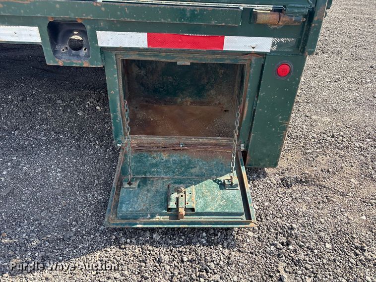 image for item EG8964 Flatbed