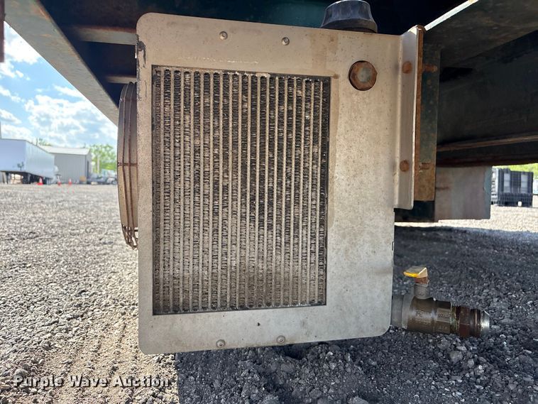 image for item EG8964 Flatbed