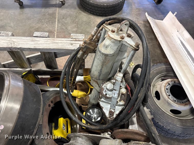 image for item EO4113 Tools