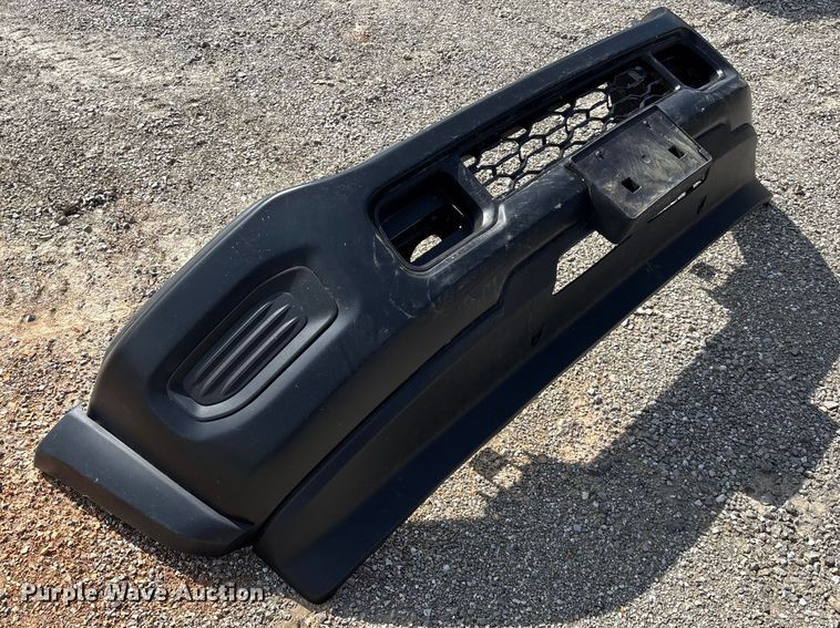 image for item EO4116 Truck bumper