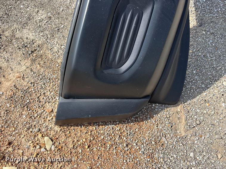 image for item EO4116 Truck bumper