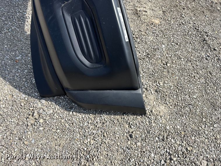 image for item EO4116 Truck bumper