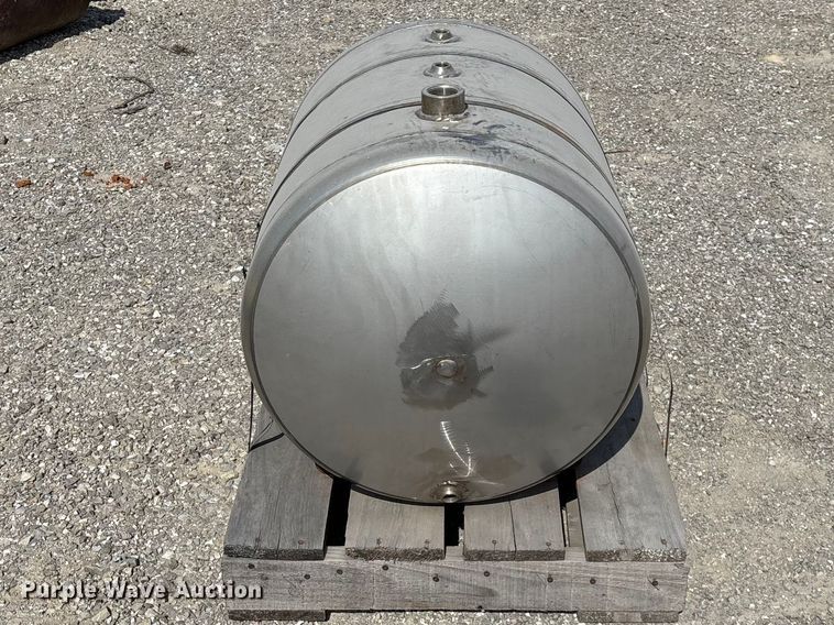 image for item EO4117 Tank