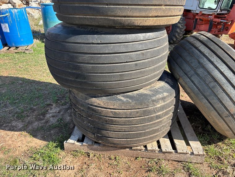 image for item EO4160 (4) 21.5L-16.1 SL airplane tires and wheels