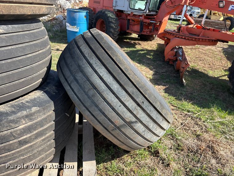 image for item EO4160 (4) 21.5L-16.1 SL airplane tires and wheels