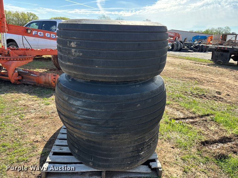 image for item EO4160 (4) 21.5L-16.1 SL airplane tires and wheels