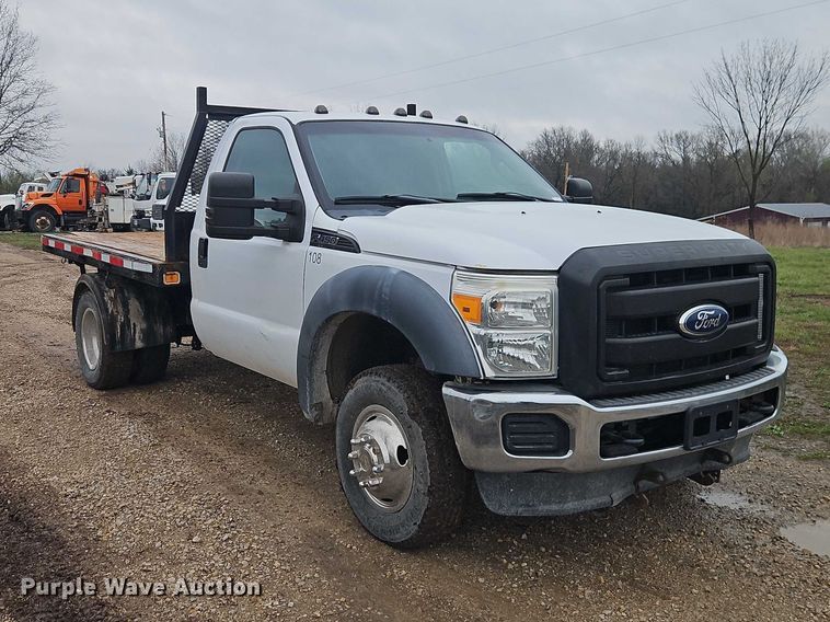 image for item EO7194 2011 Ford F350 flatbed pickup truck