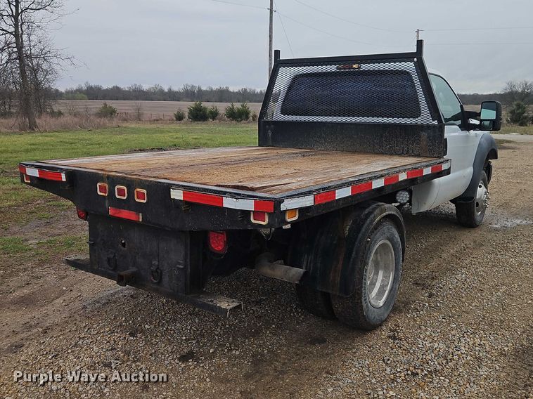 image for item EO7194 2011 Ford F350 flatbed pickup truck