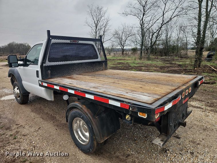 image for item EO7194 2011 Ford F350 flatbed pickup truck