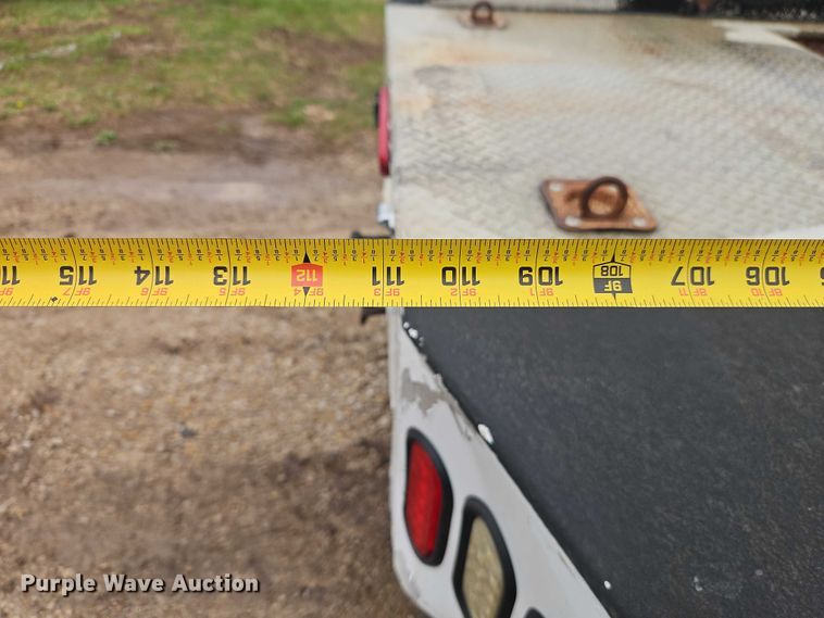 image for item EO7195 2006 Ford F550 Crew Cab flatbed truck