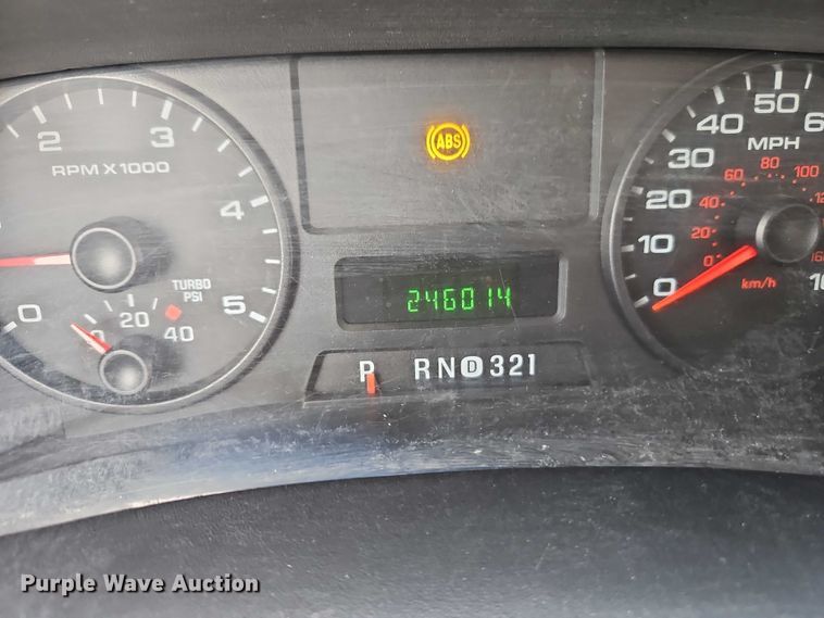 image for item EO7195 2006 Ford F550 Crew Cab flatbed truck