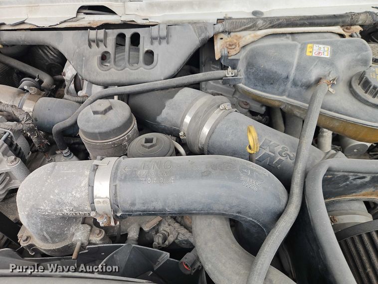 image for item EO7195 2006 Ford F550 Crew Cab flatbed truck