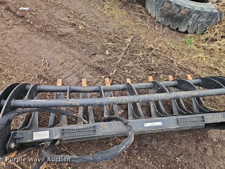 image for item EO7197 Heavy Grass Fork Grapple 78 in skid steer grapple bucket