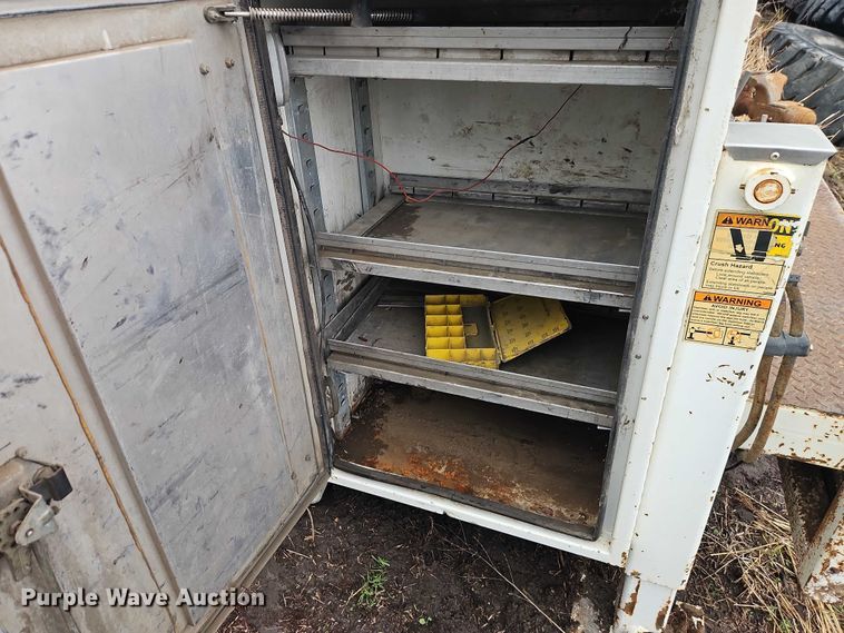 image for item EO7198 Utility Bed