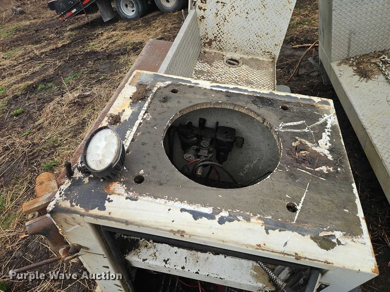 image for item EO7198 Utility Bed