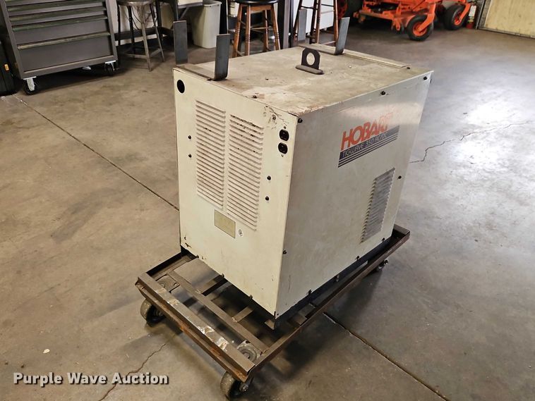 image for item EO7211 Hobart Tigwave 350 welder