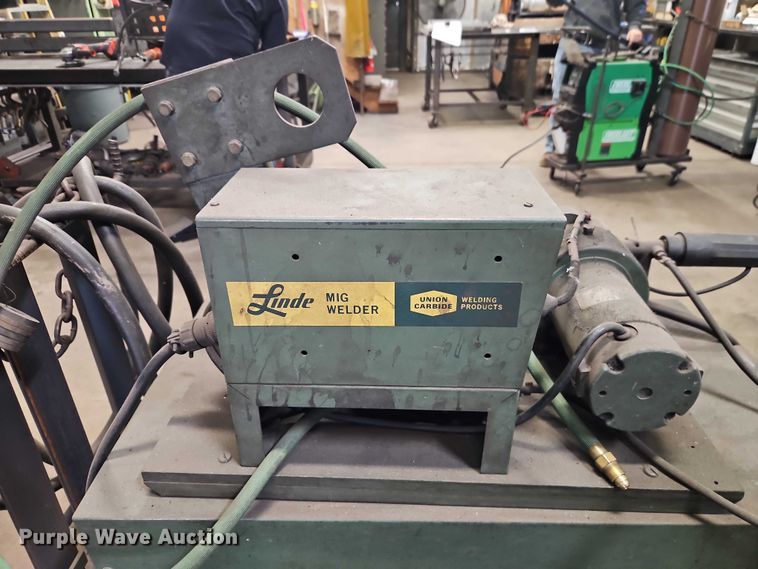image for item EO7212 Linde VI-235 welder