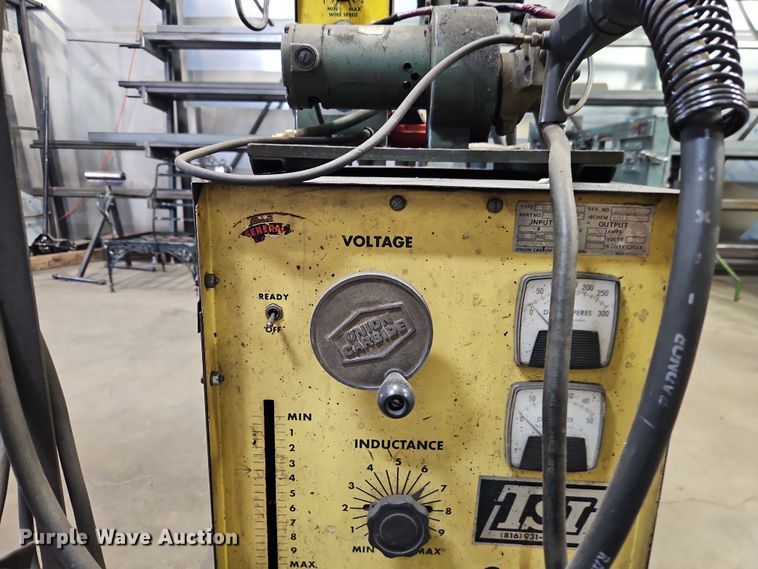 image for item EO7212 Linde VI-235 welder