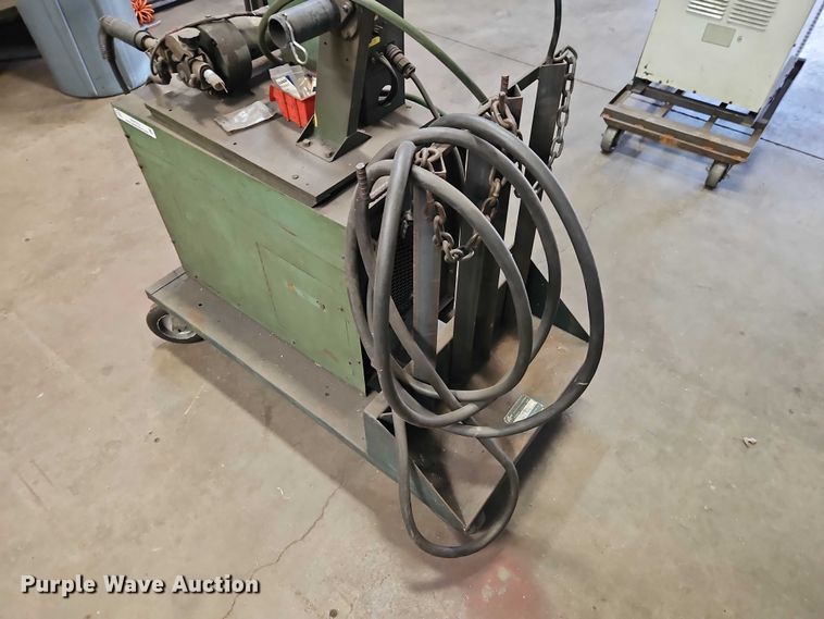 image for item EO7212 Linde VI-235 welder