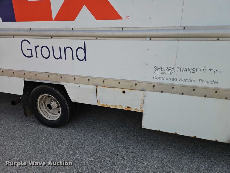 image for item EO7213 2007 Ford E350 delivery van