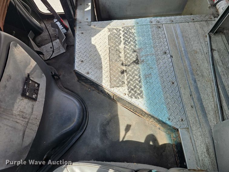 image for item EO7213 2007 Ford E350 delivery van