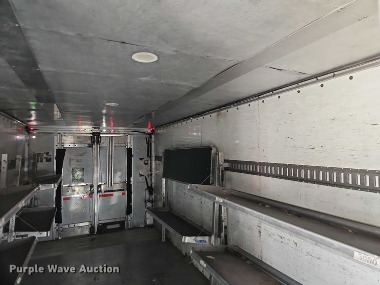 image for item EO7213 2007 Ford E350 delivery van